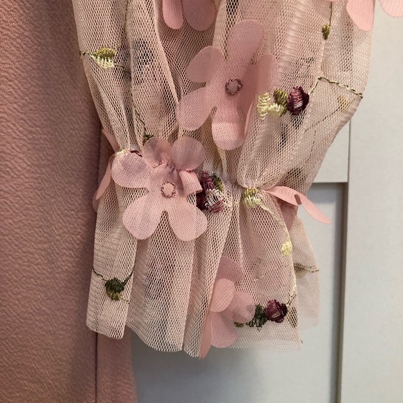 Shein Beautiful Top NWOT - Picture 3 of 6